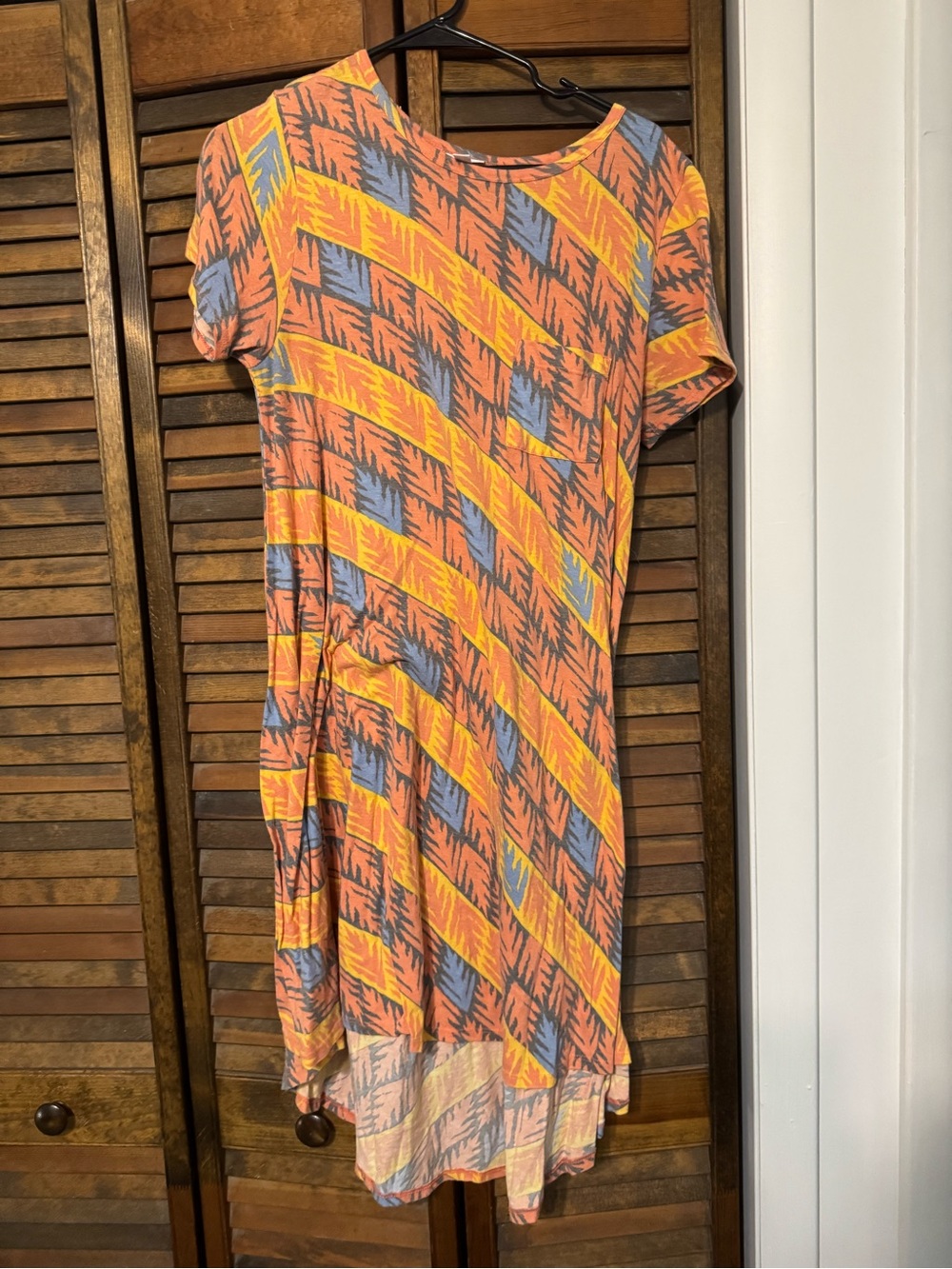 LuLaRoe High-Low Shift Dress in Coral, Yellow & Blue